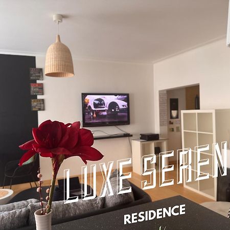 Luxe Serene Residence Brussels Exterior photo
